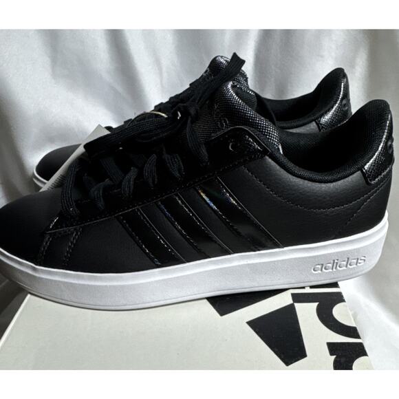 adidas Black and Gray Sneakers - Picture 5 of 9